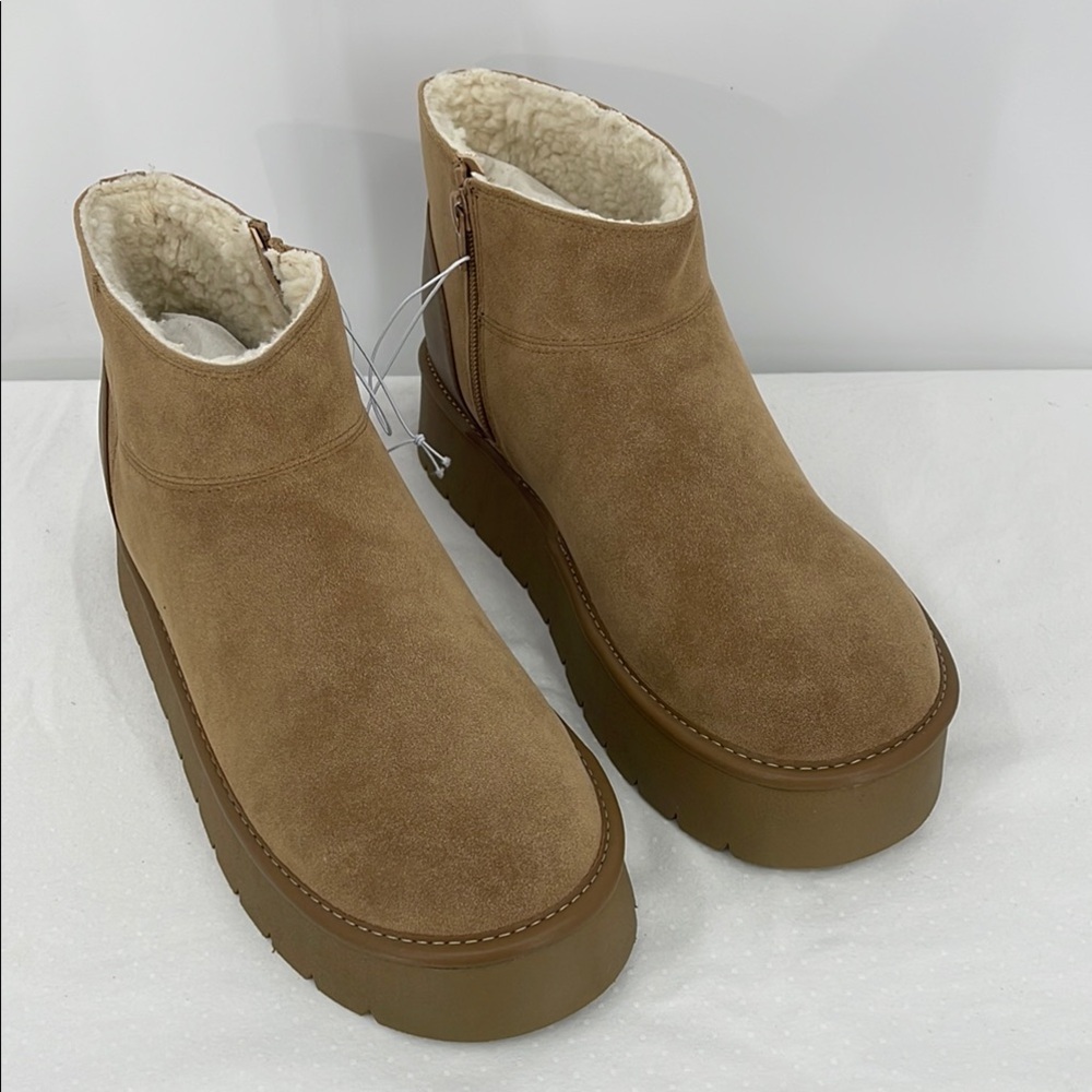 WILD FABLE SIZE 11 Women's Tan Suede Ankle Boots NWT